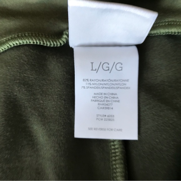 Cabi Marathon Leggings - Picture 5 of 8